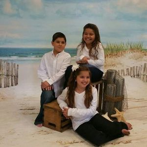 Meet your Posher, Junebug